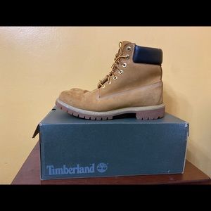 Timberland 6’’ Wheat, Size 9.5